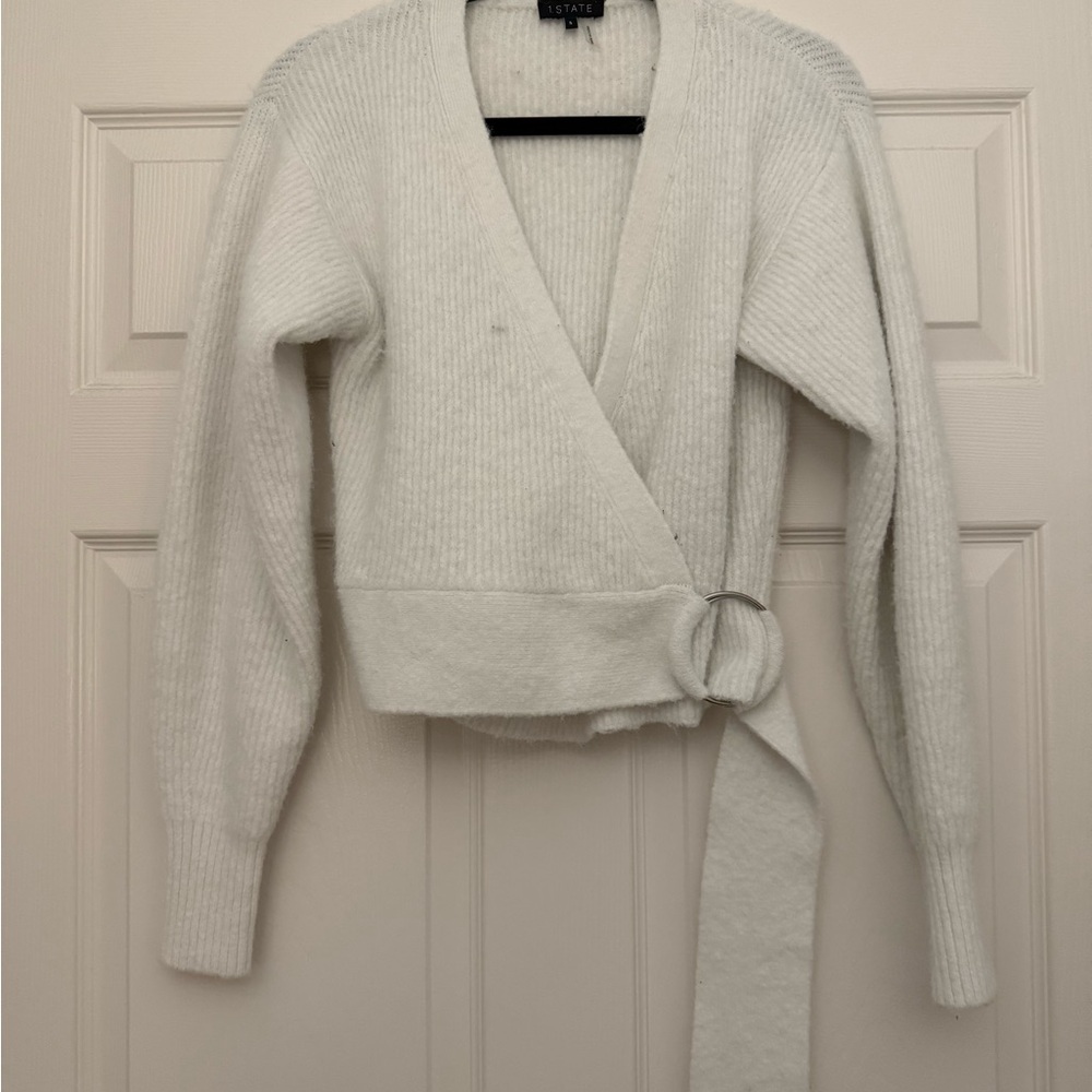 1. State White Sweater NWOT Size Small